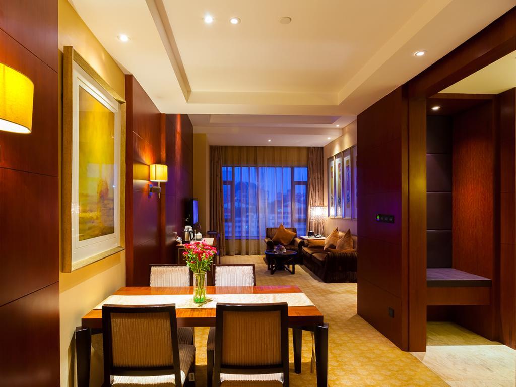 Celebrity City Hotel Chengdú Habitación foto