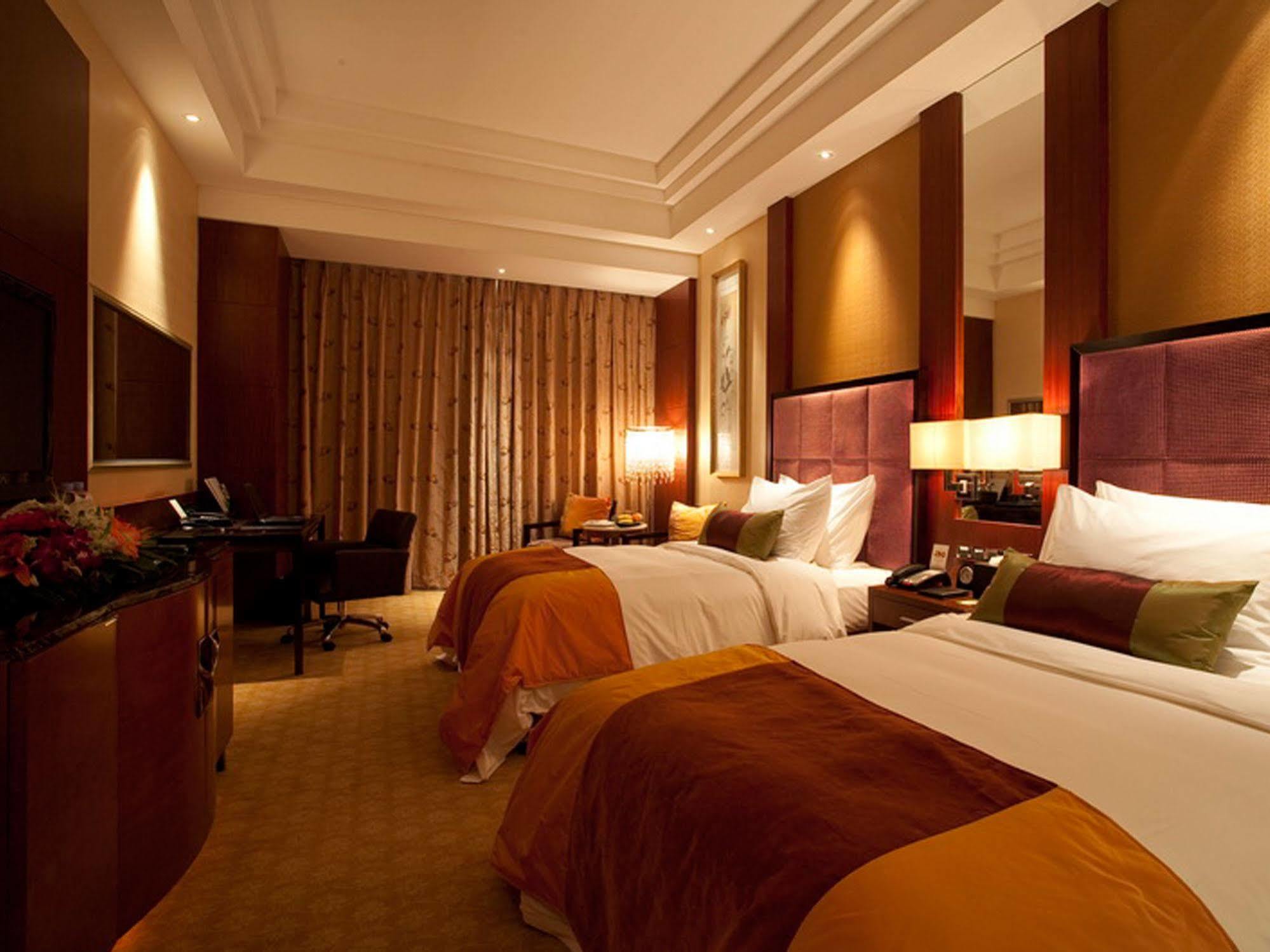 Celebrity City Hotel Chengdú Exterior foto